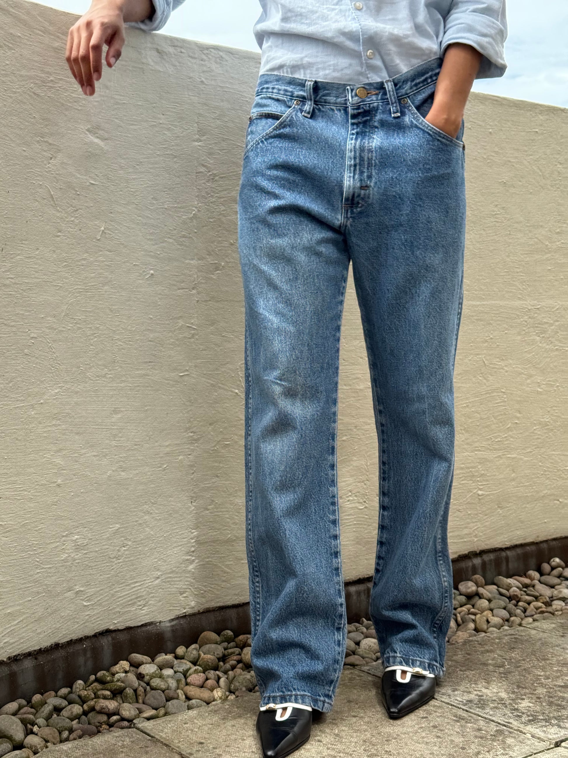Wrangler Straight Leg Classic: W33 L31.5