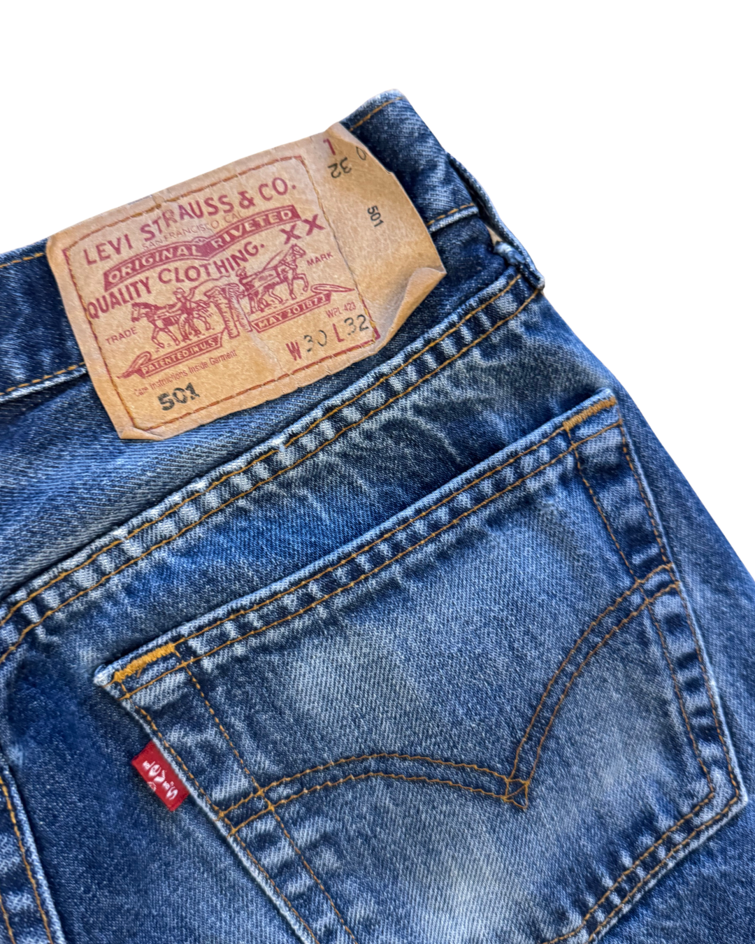 Vintage Levis 501 Ink Blue (W27 L31)