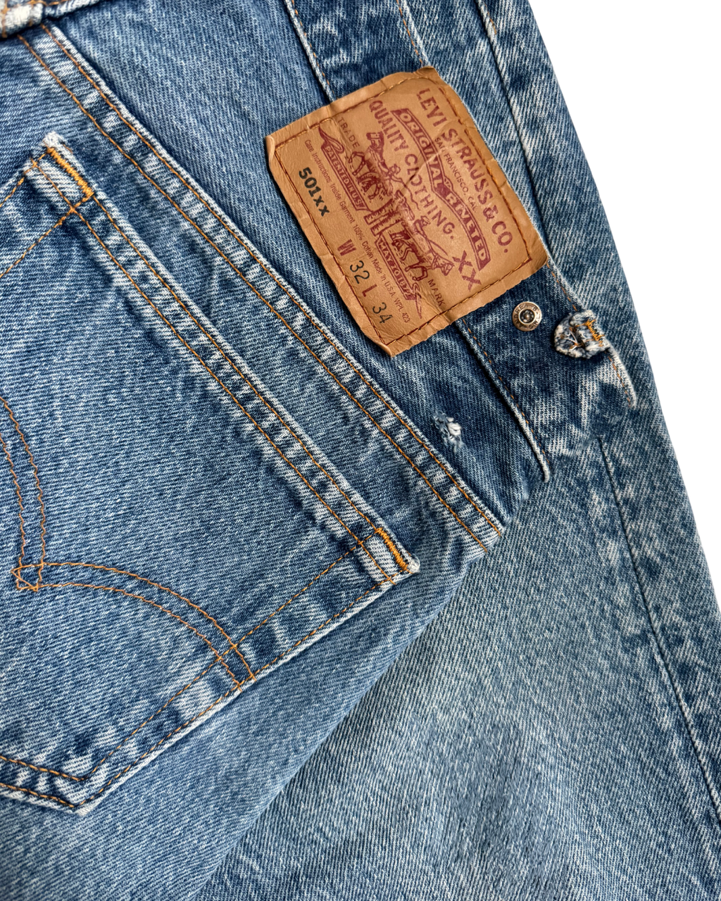 Vintage Levis 501XX: 90s USA (W32 L31)