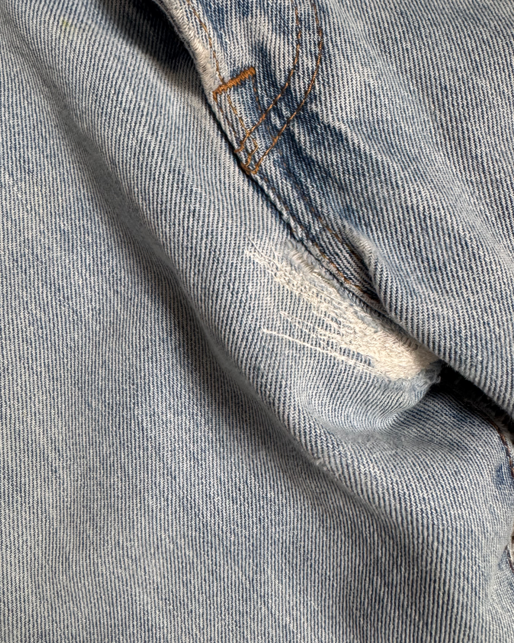 Levis 501 Rip (W32 L32)