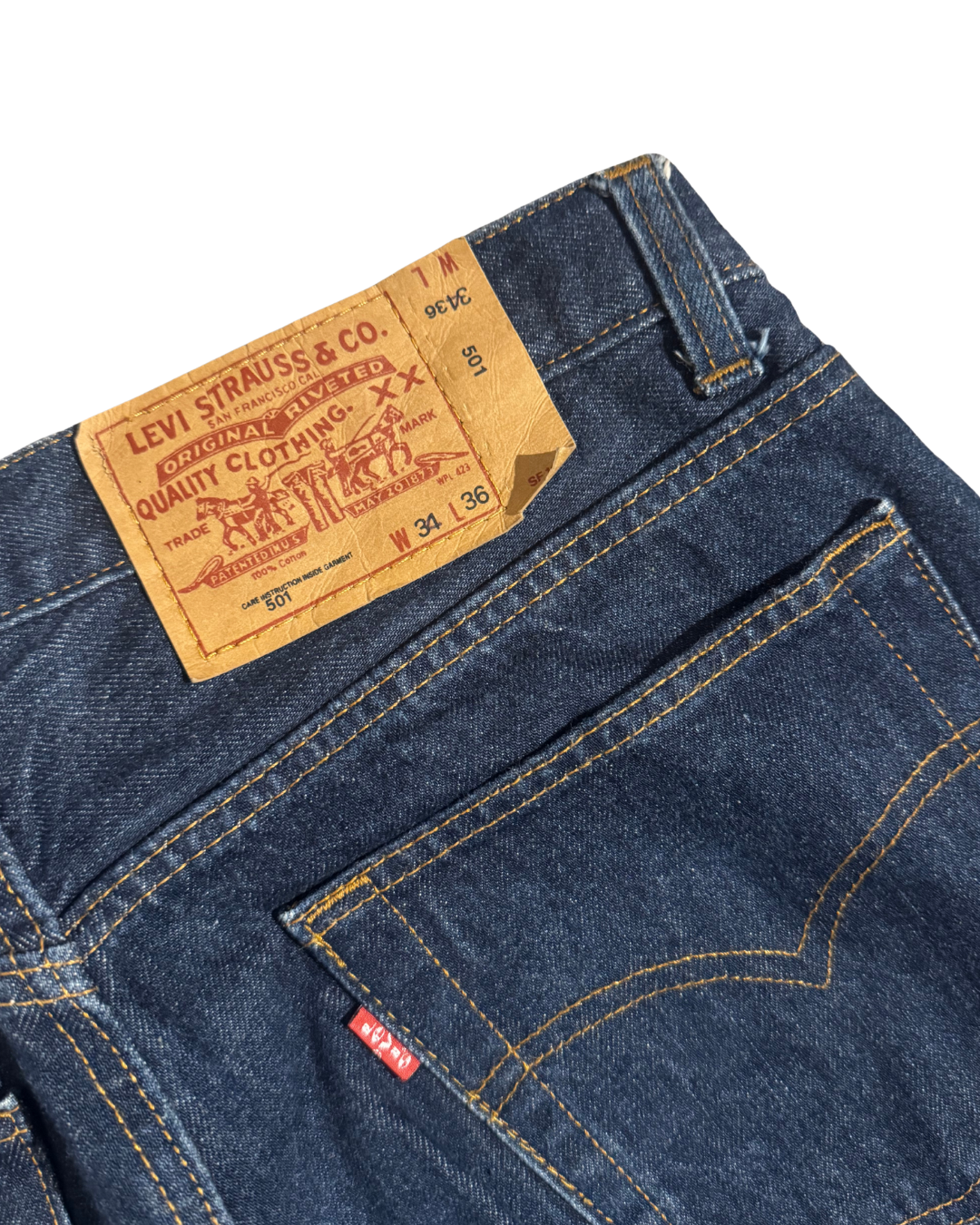 Vintage Levis 501: Deep Blue (W31 L34)