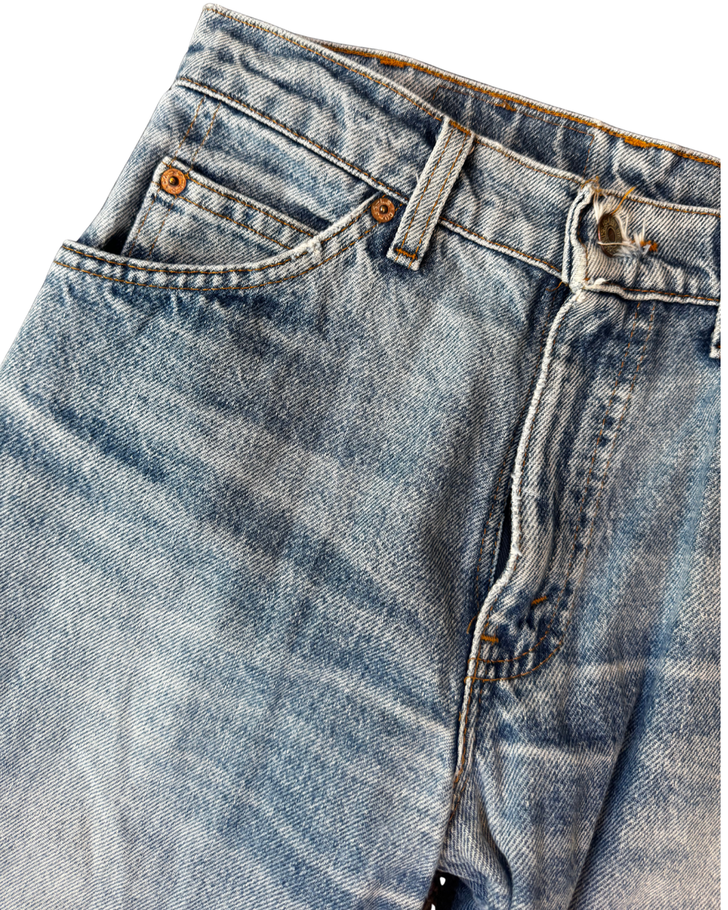 Vintage Levis Relaxed Taper (Orange Tab): W27 L30