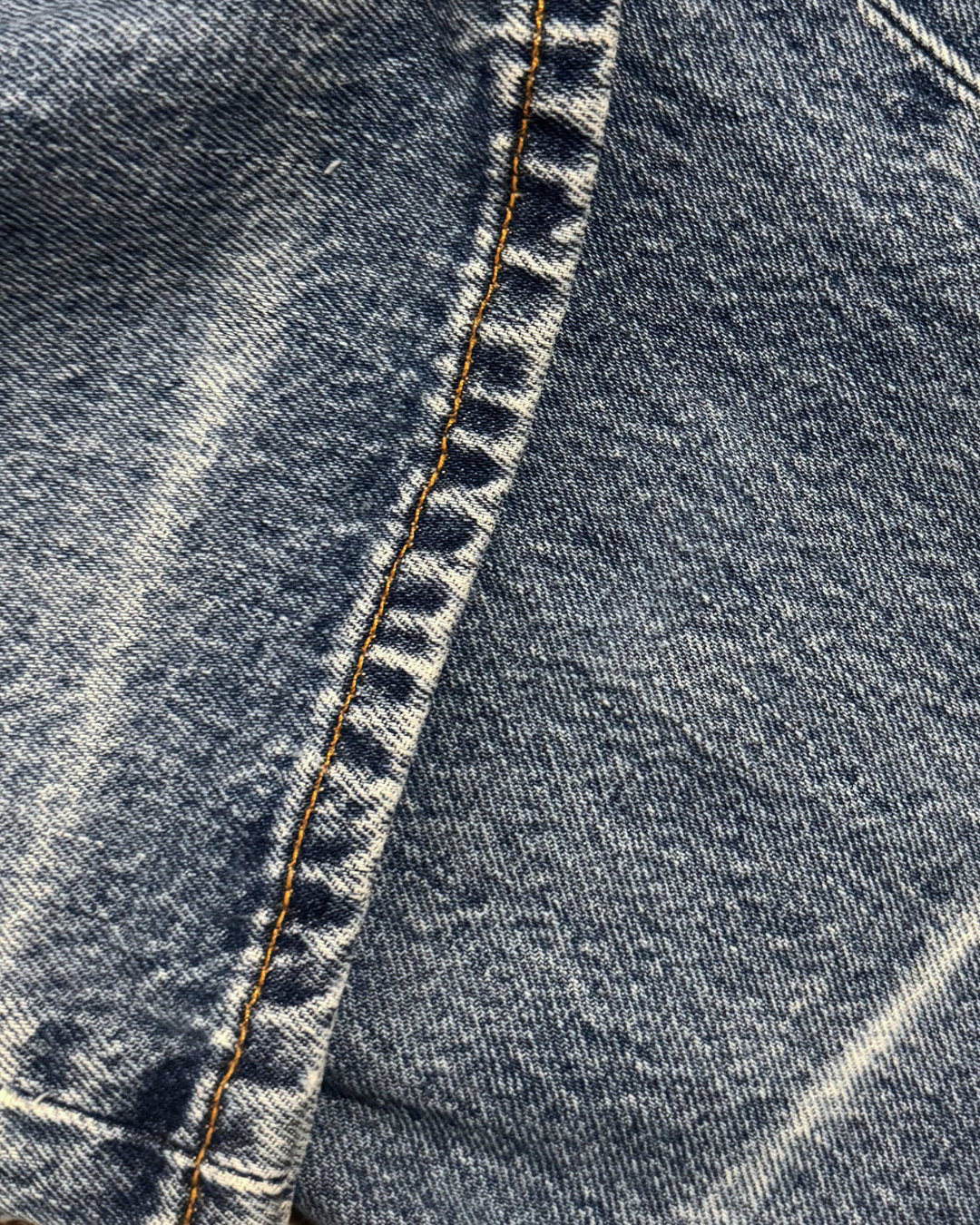 Vintage Levis 501 Stonewash (W33 L36)