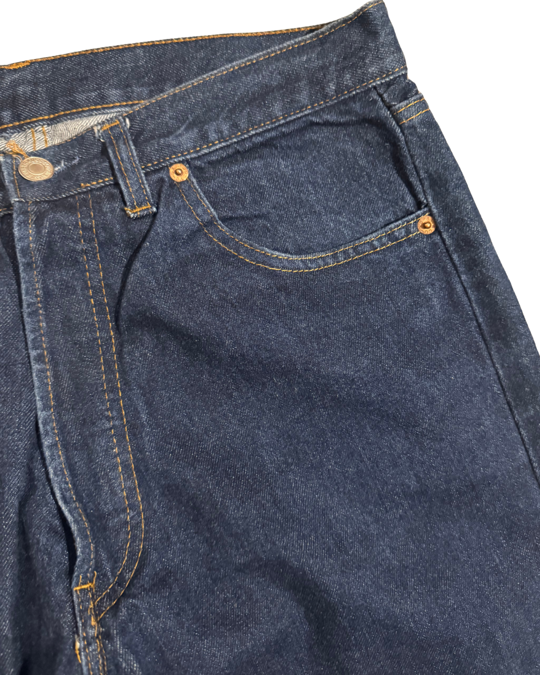 Vintage Levis 501: Deep Blue (W31 L34)