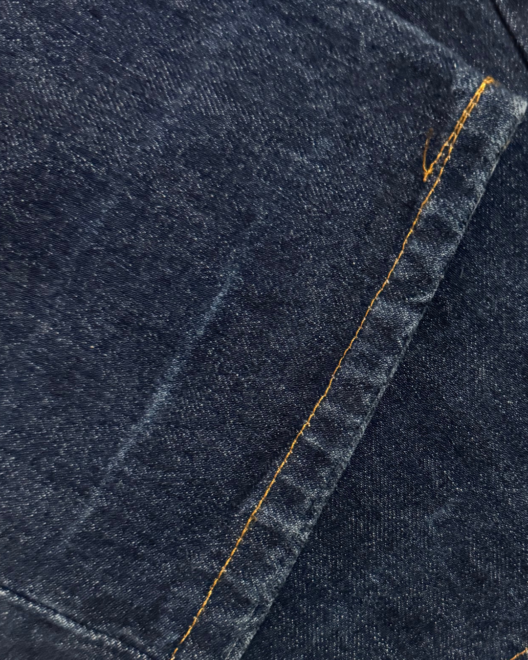 Vintage Levis 501: Deep Blue (W31 L34)