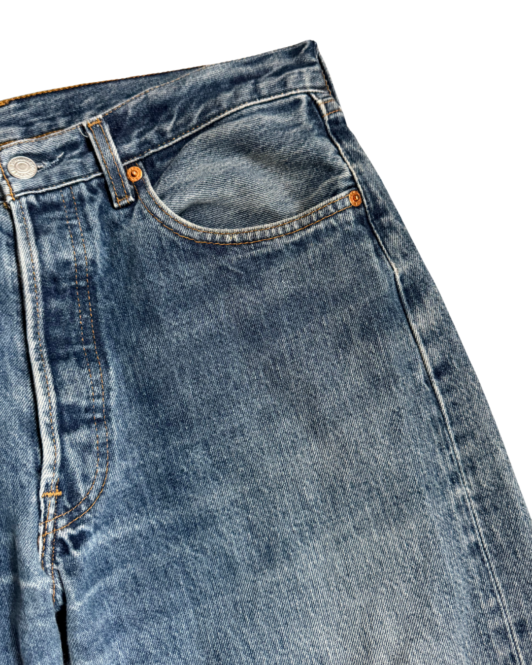 Vintage Levis 501: Mid Blue (W31 L35)