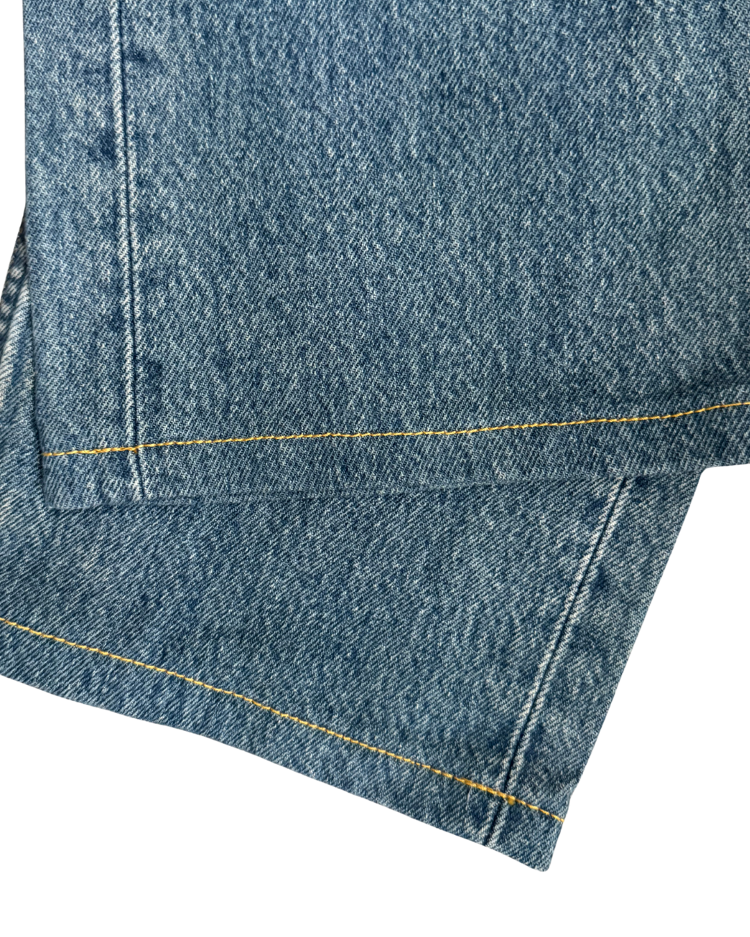 Vintage Levis 501: Mid Blue (W30 L30.5)
