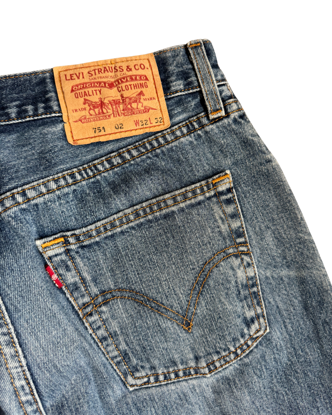 Levis 751 Straight (W32 L28)