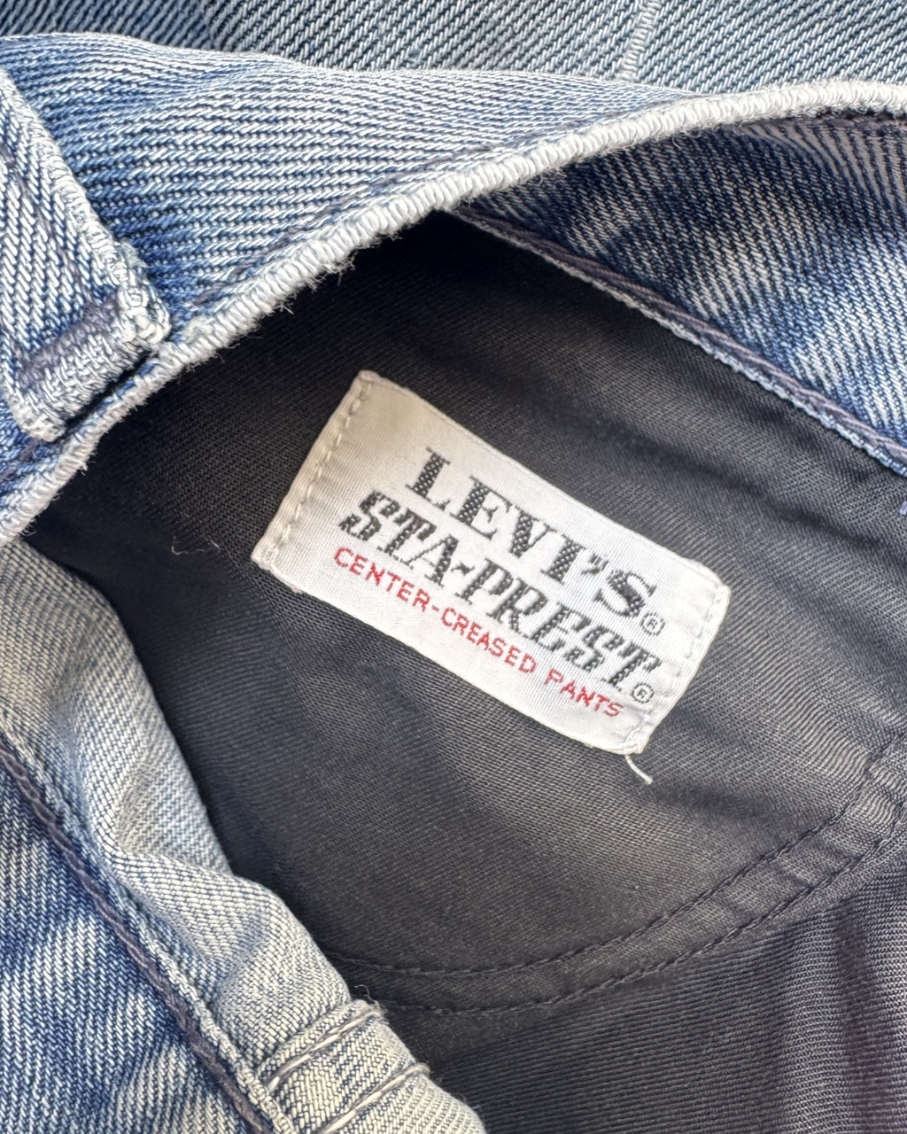 Vintage Levis 90s STA PREST Straight: W27 L31