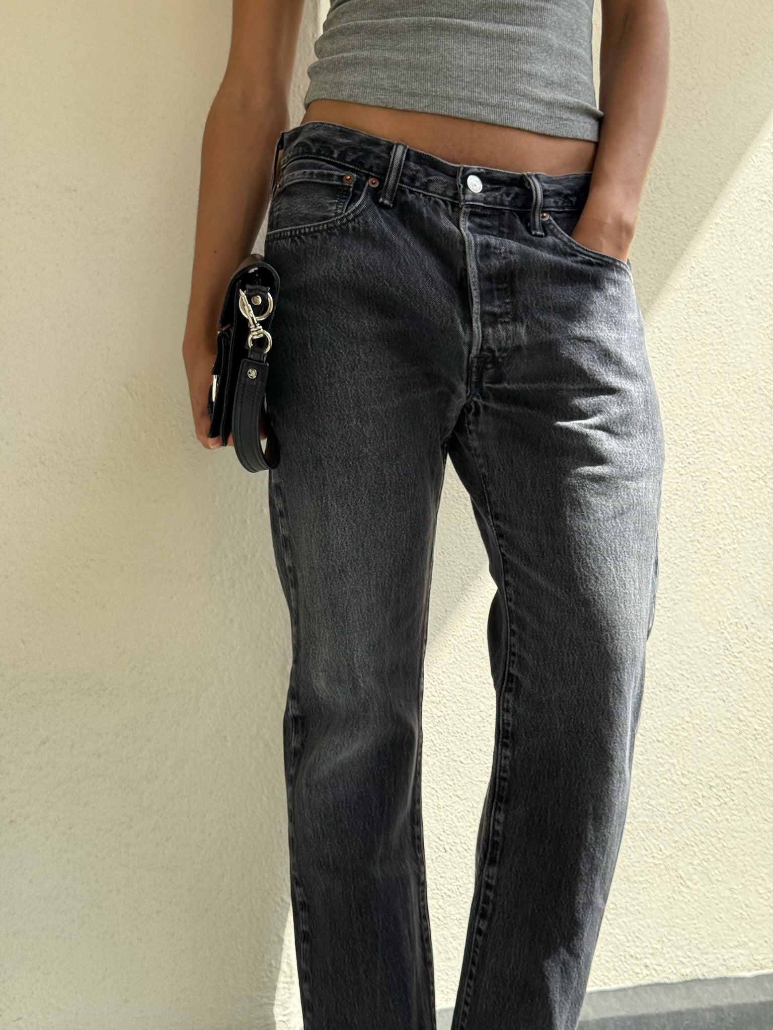 Levis 501 Charcoal: W32 L29.5