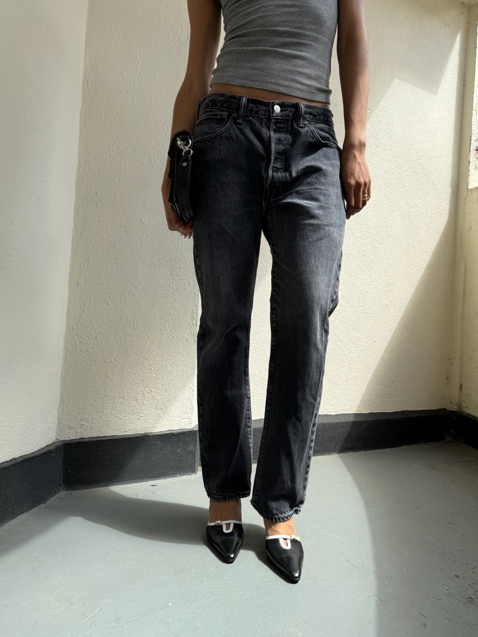 Levis 501 Charcoal: W32 L29.5