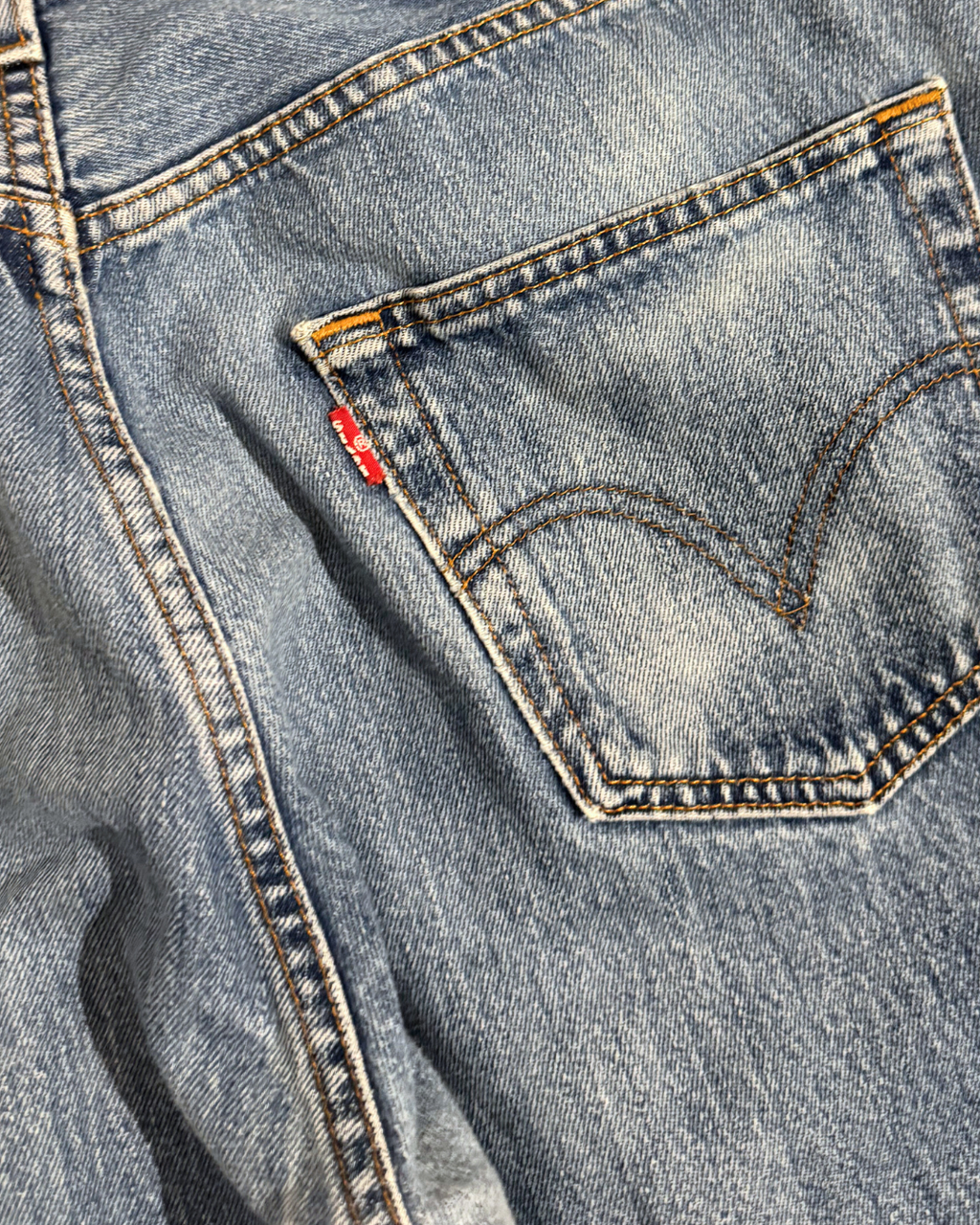 Vintage Levis 501 Stonewash (W33 L36)