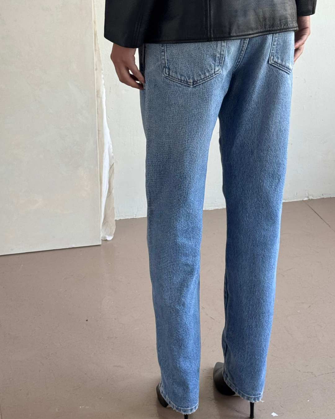 Wrangler Straight: Stonewash (W31 L31)