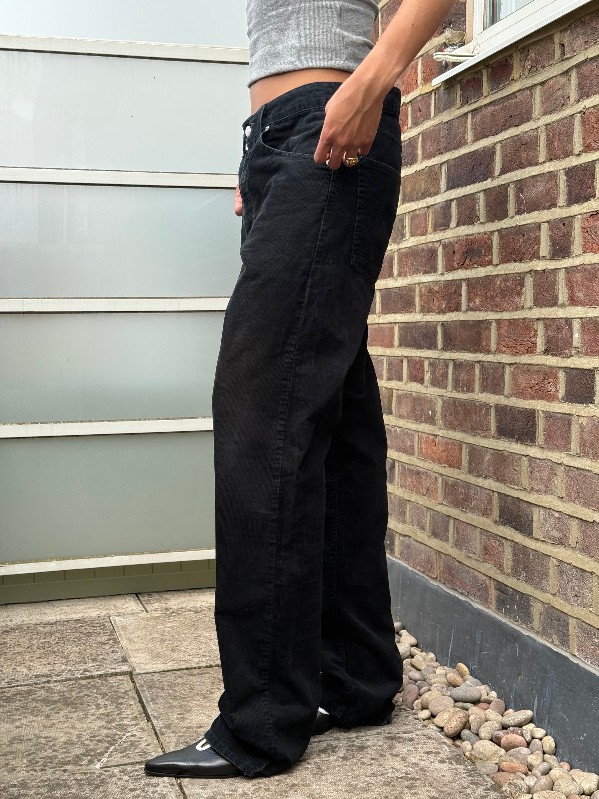 Levis 521 Noir Cord: W33 L34