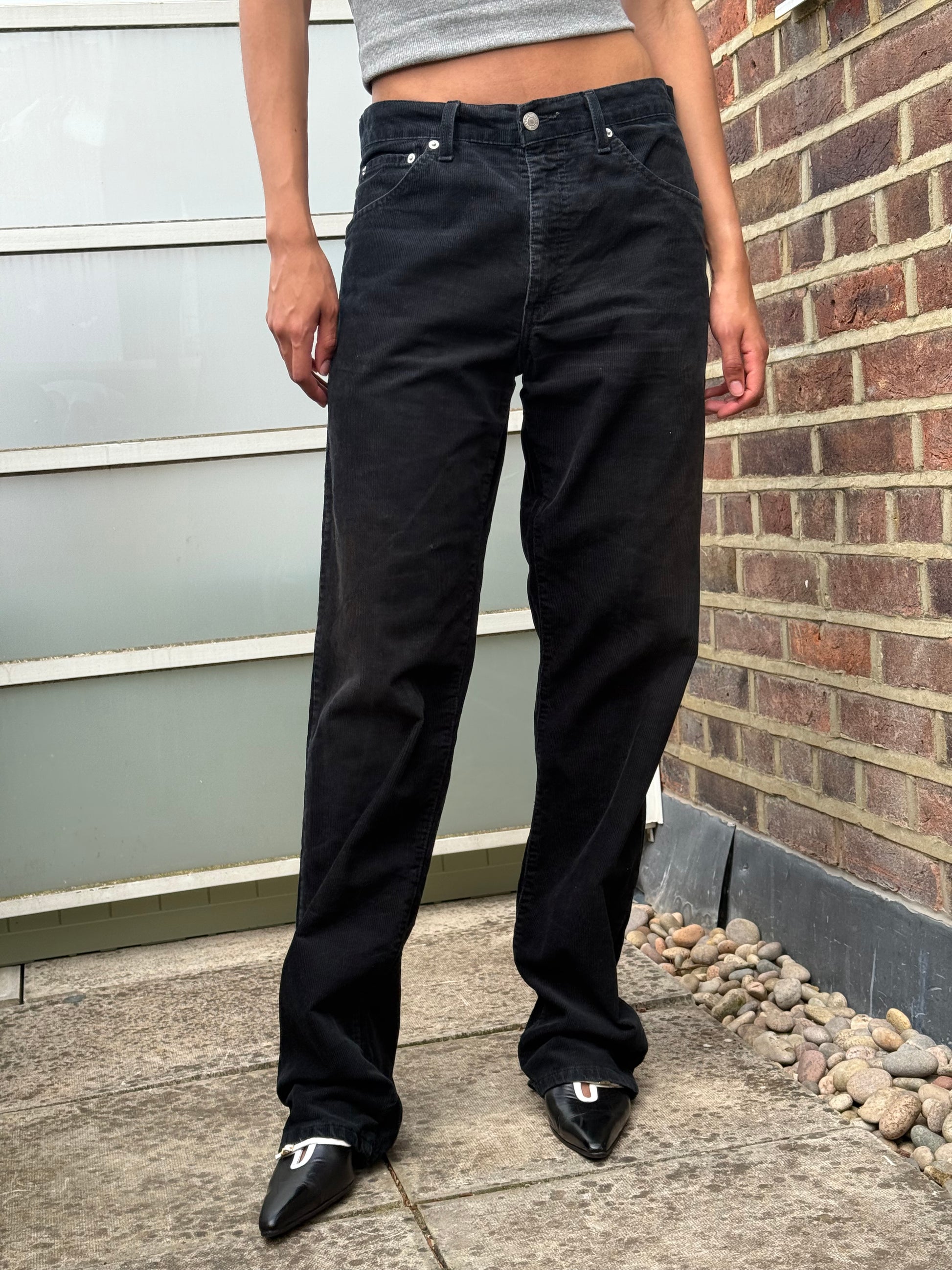 Levis 521 Noir Cord: W33 L34