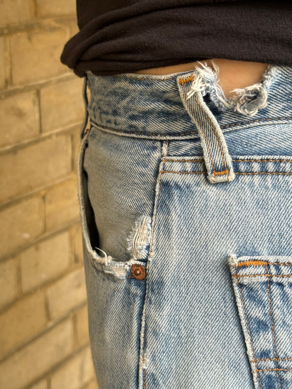 Levis 501 USA 90s Summer Rips: W33 L32
