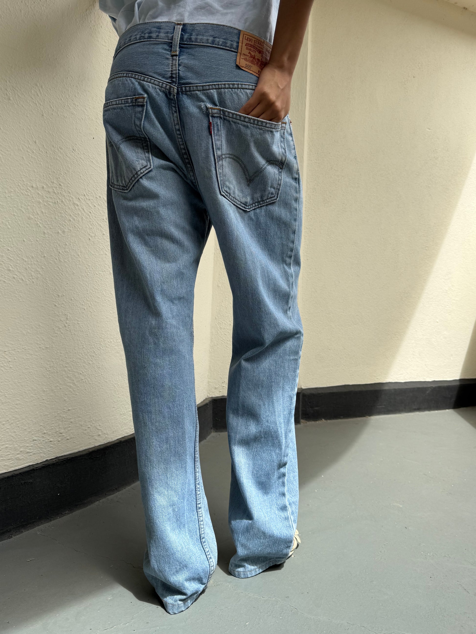 Levis 505 Slouch Straight: W33 L31