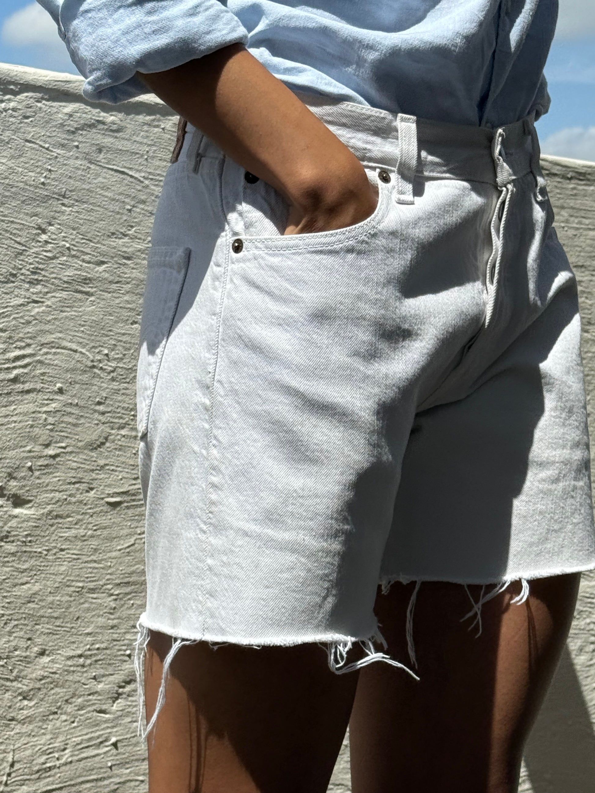 Levis 501 White Cut Off Shorts: W30