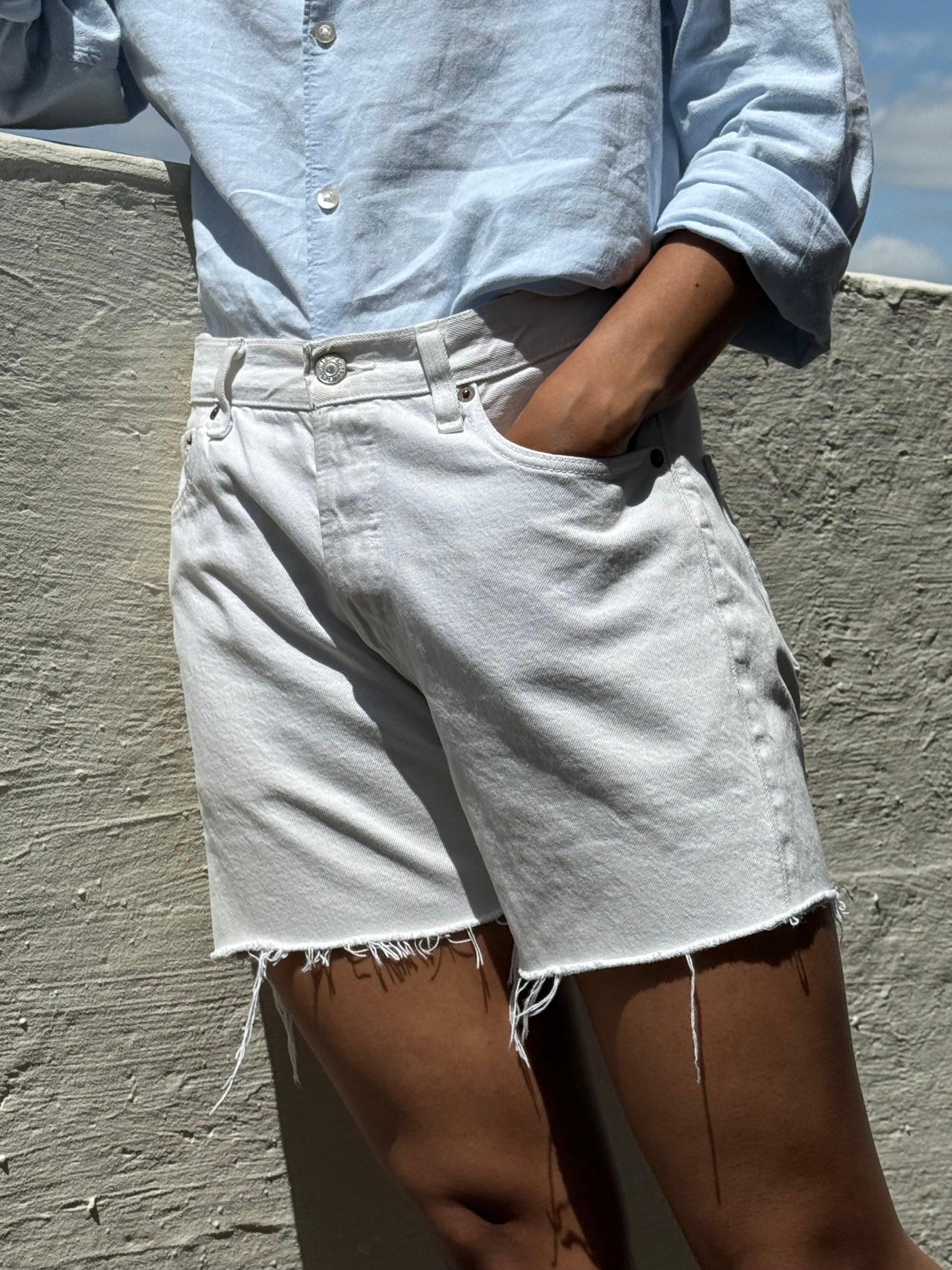 Levis 501 White Cut Off Shorts: W30