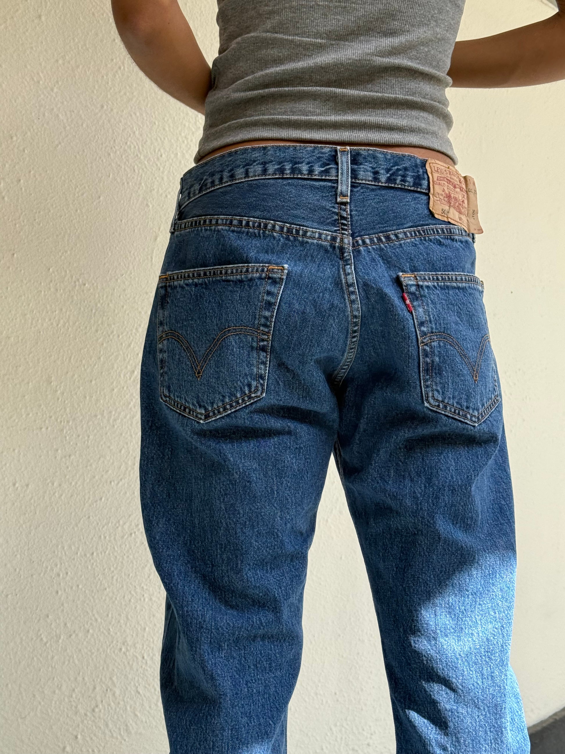 Levis 501 Ink Blue: W32 L31