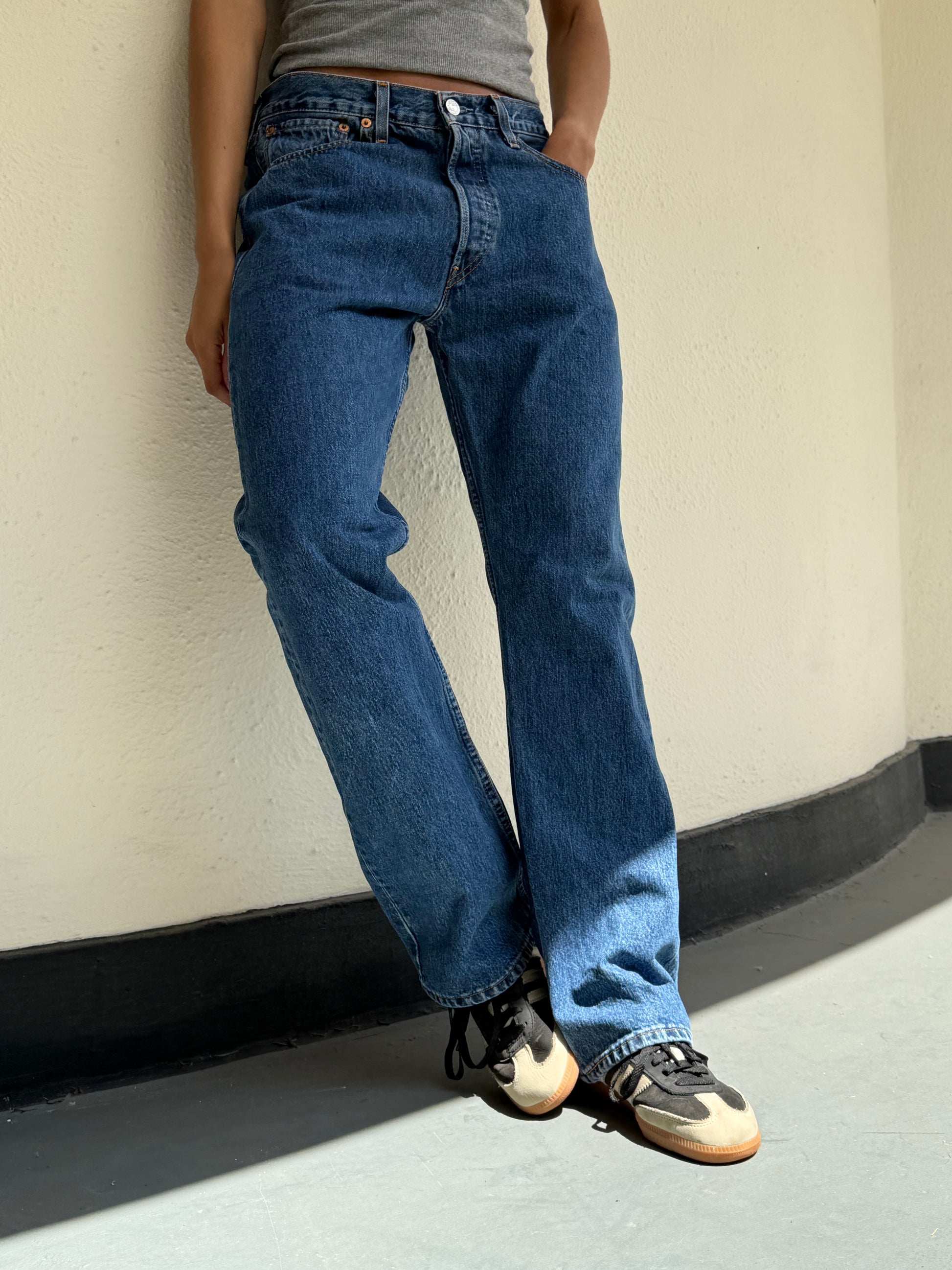 Levis 501 Ink Blue: W32 L31