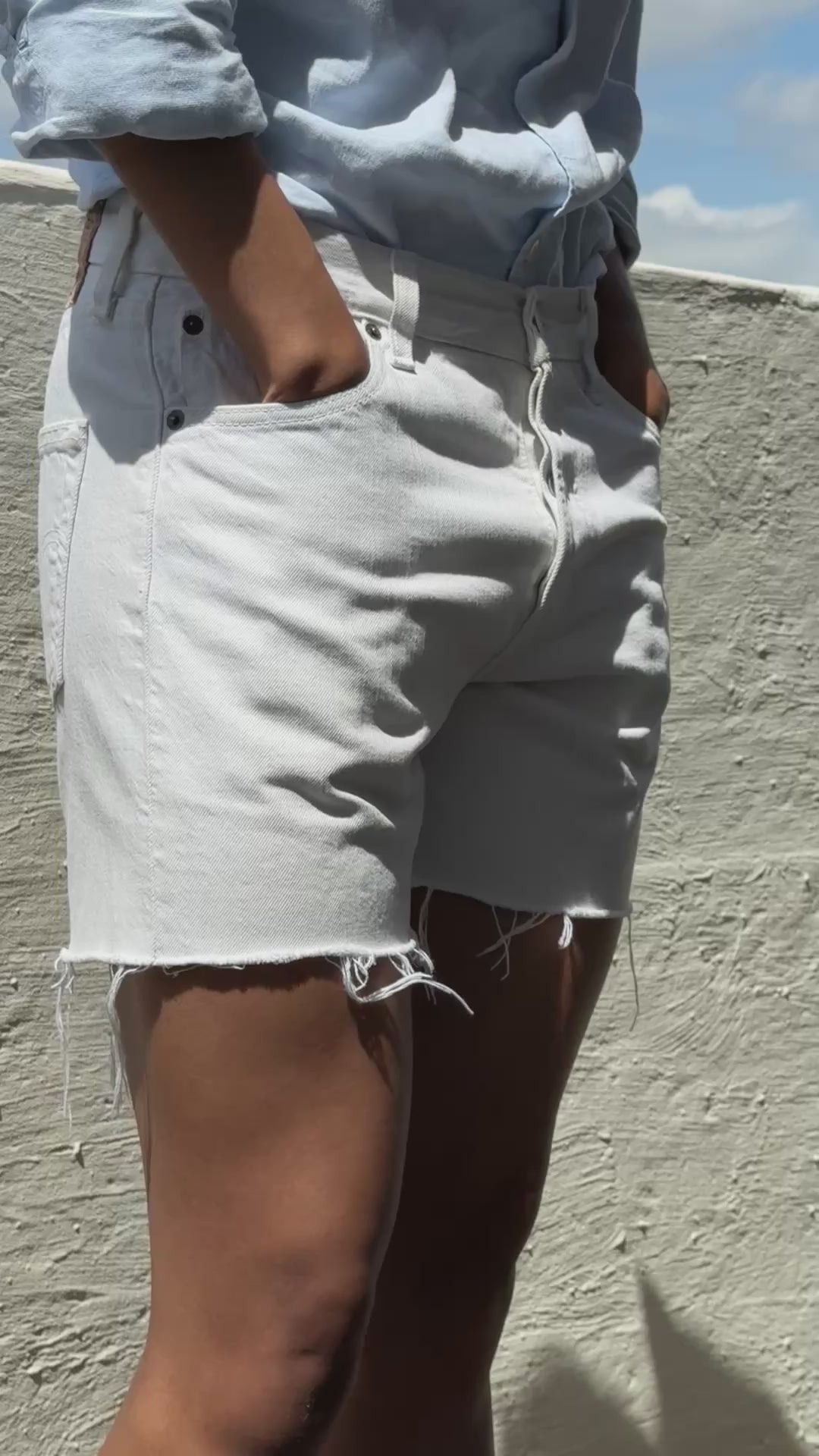 Levis 501 White Cut Off Shorts: W30